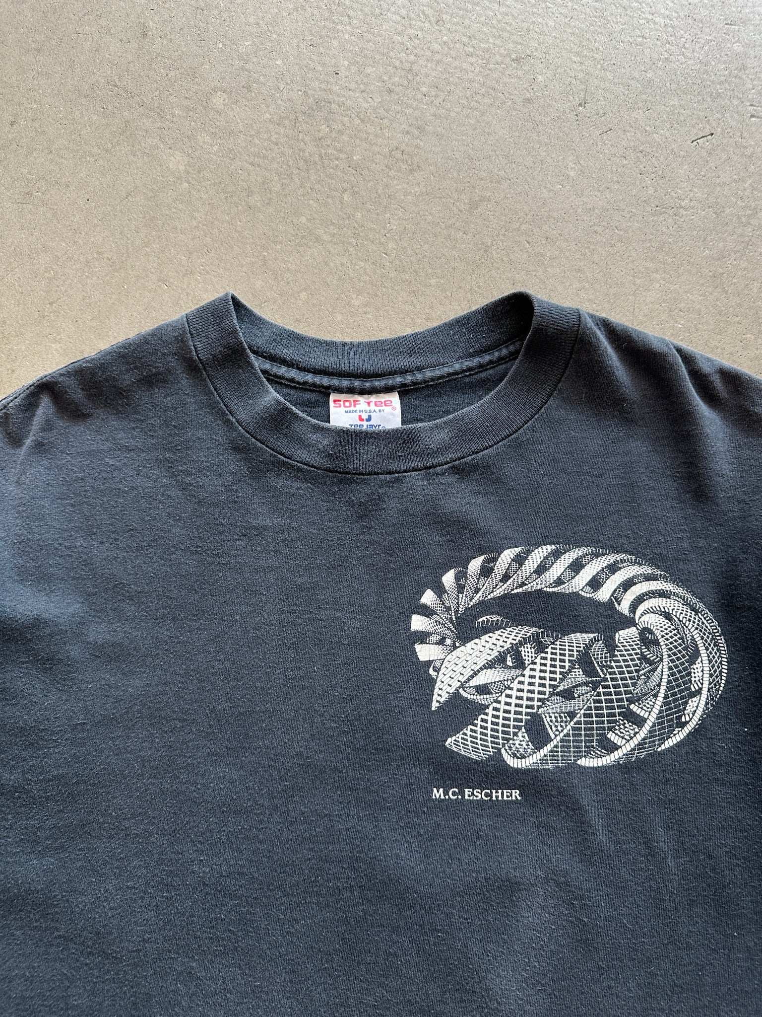 1991 M C Escher Spheres T-Shirt - L