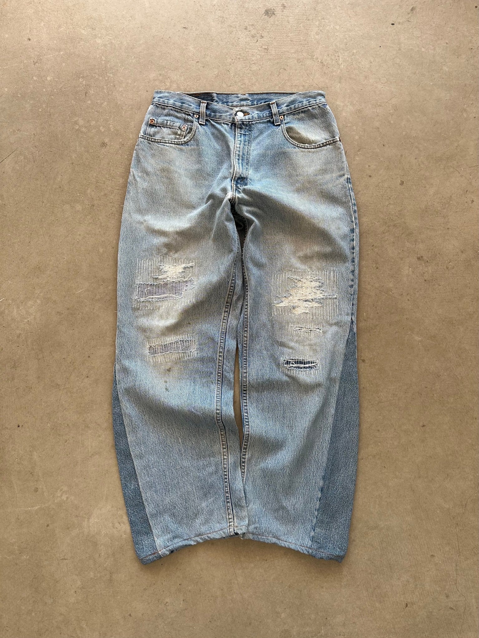 1990's Levi's 560 Repaired Jeans - 34 x 32