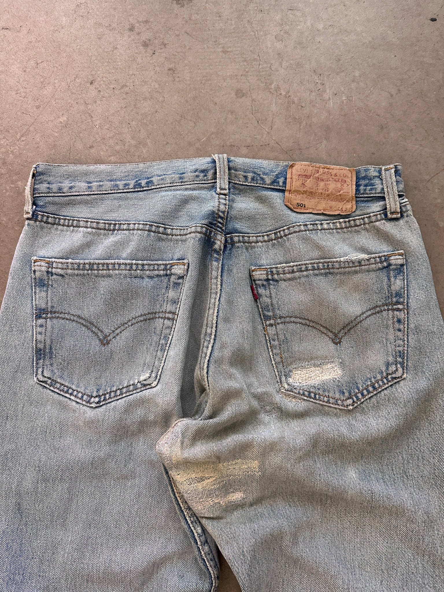 1997 Levi's 501 Repaired Jeans - 33 x 32