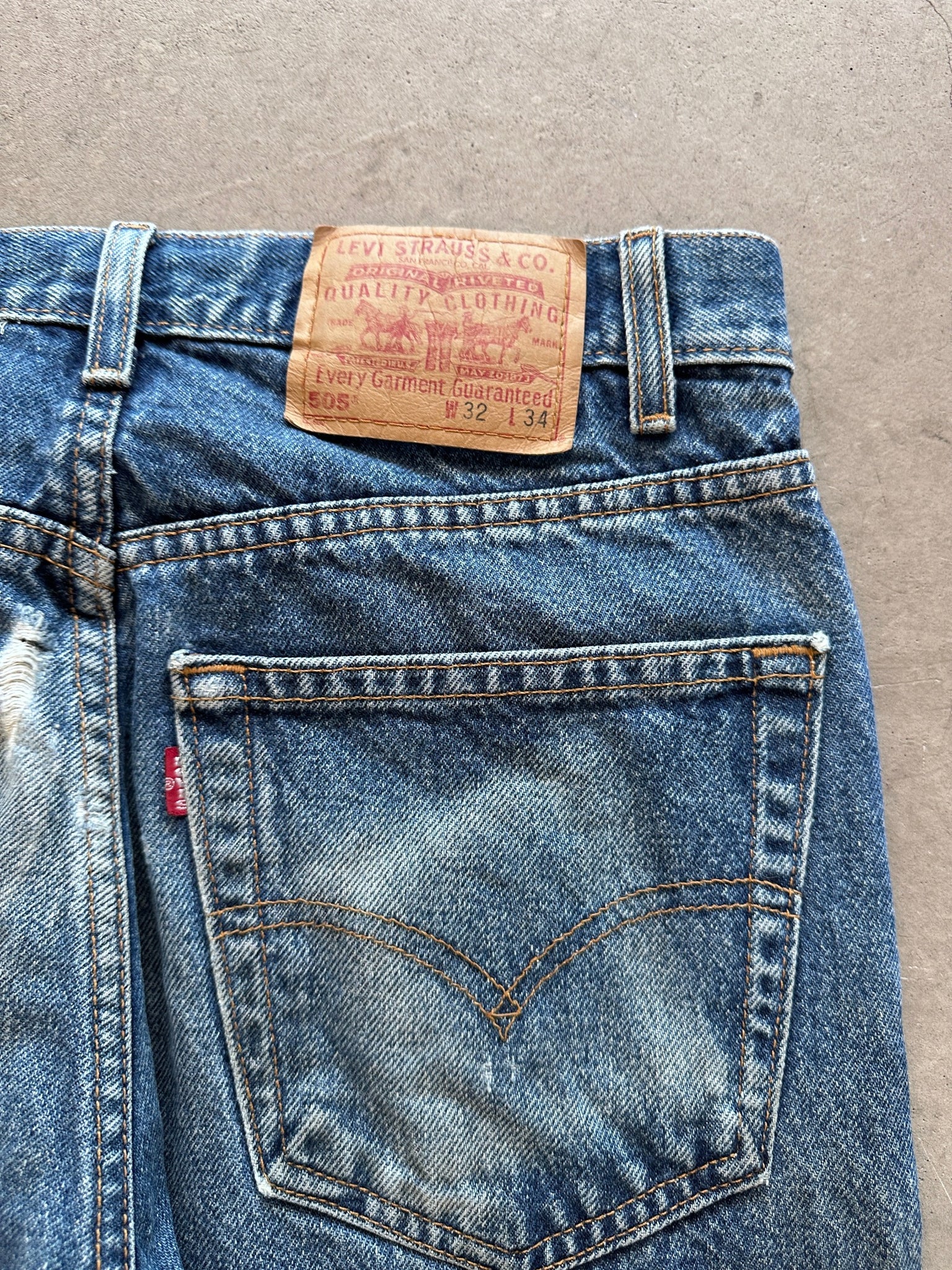 2002 Levi's 505 Jeans - 32 x 34