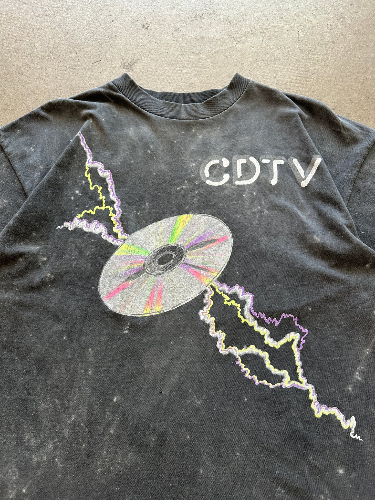 1990’s Commodore CDTV lightning T-Shirt - XL