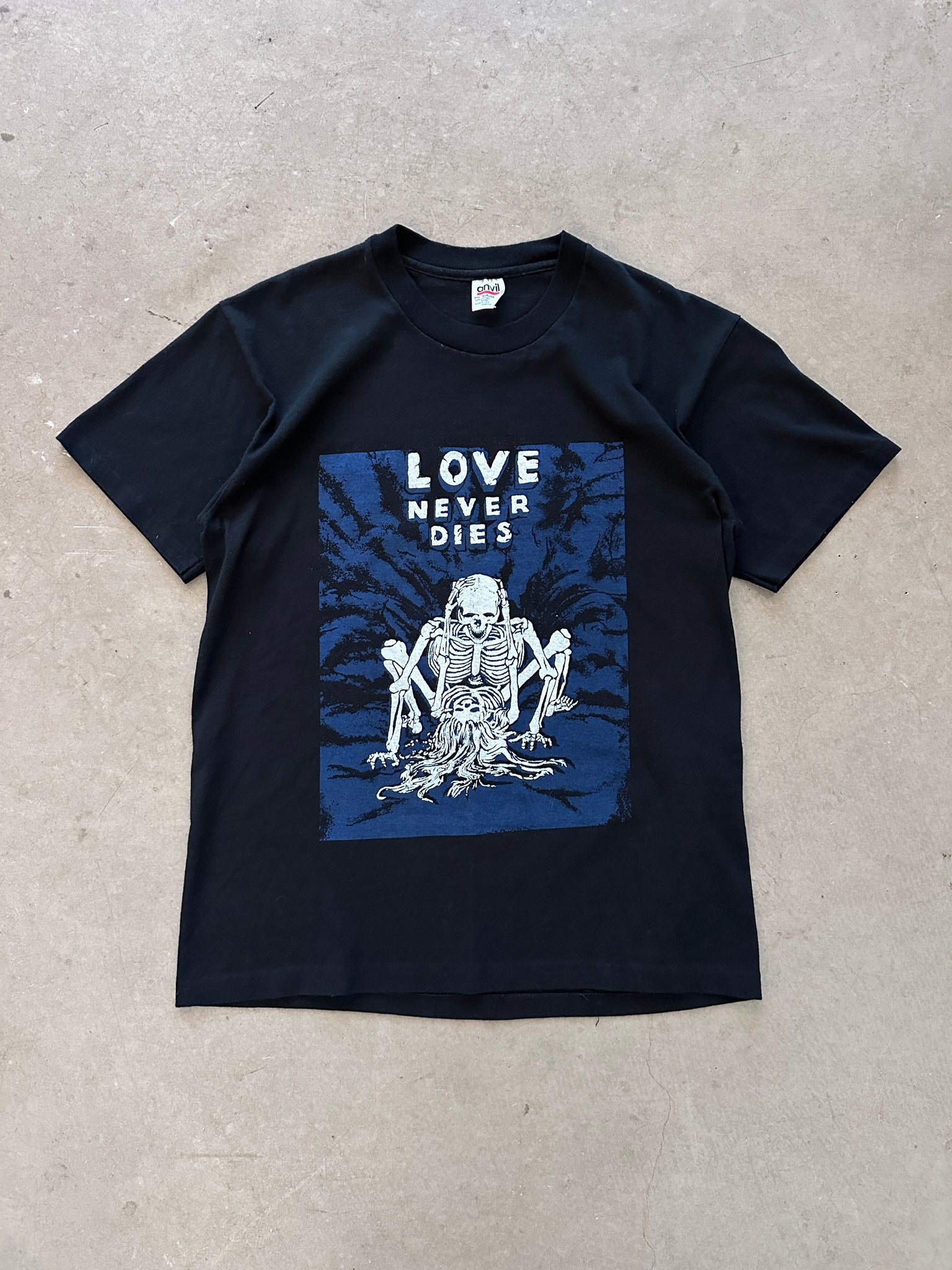 1990’s Skeleton Love Never Dies T-Shirt - L
