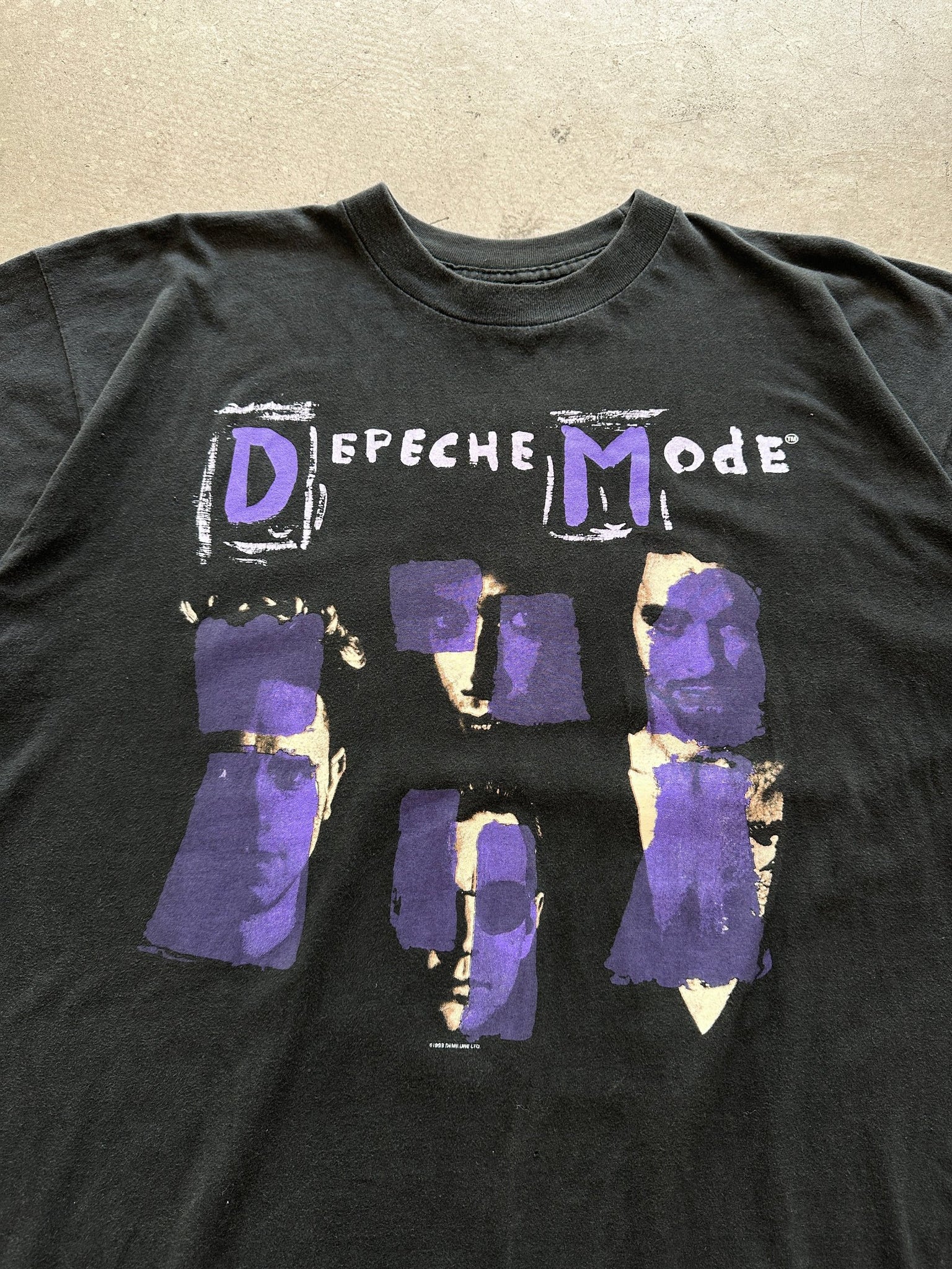 1993 Depeche Mode Songs of Faith and Devotion T-Shirt - XL