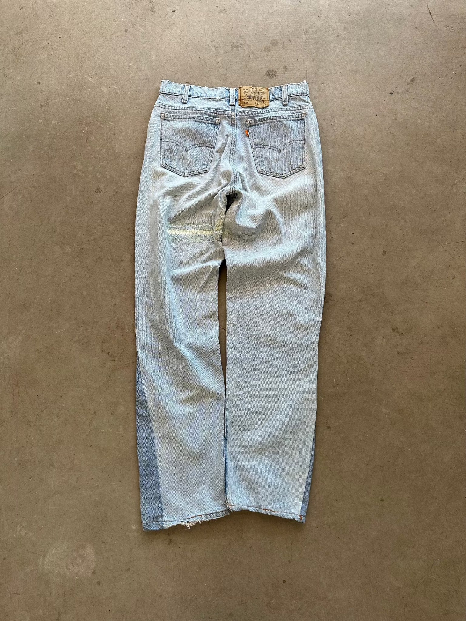 1990's Levi's Orange Tab 550 Repaired Jeans - 32 x 32