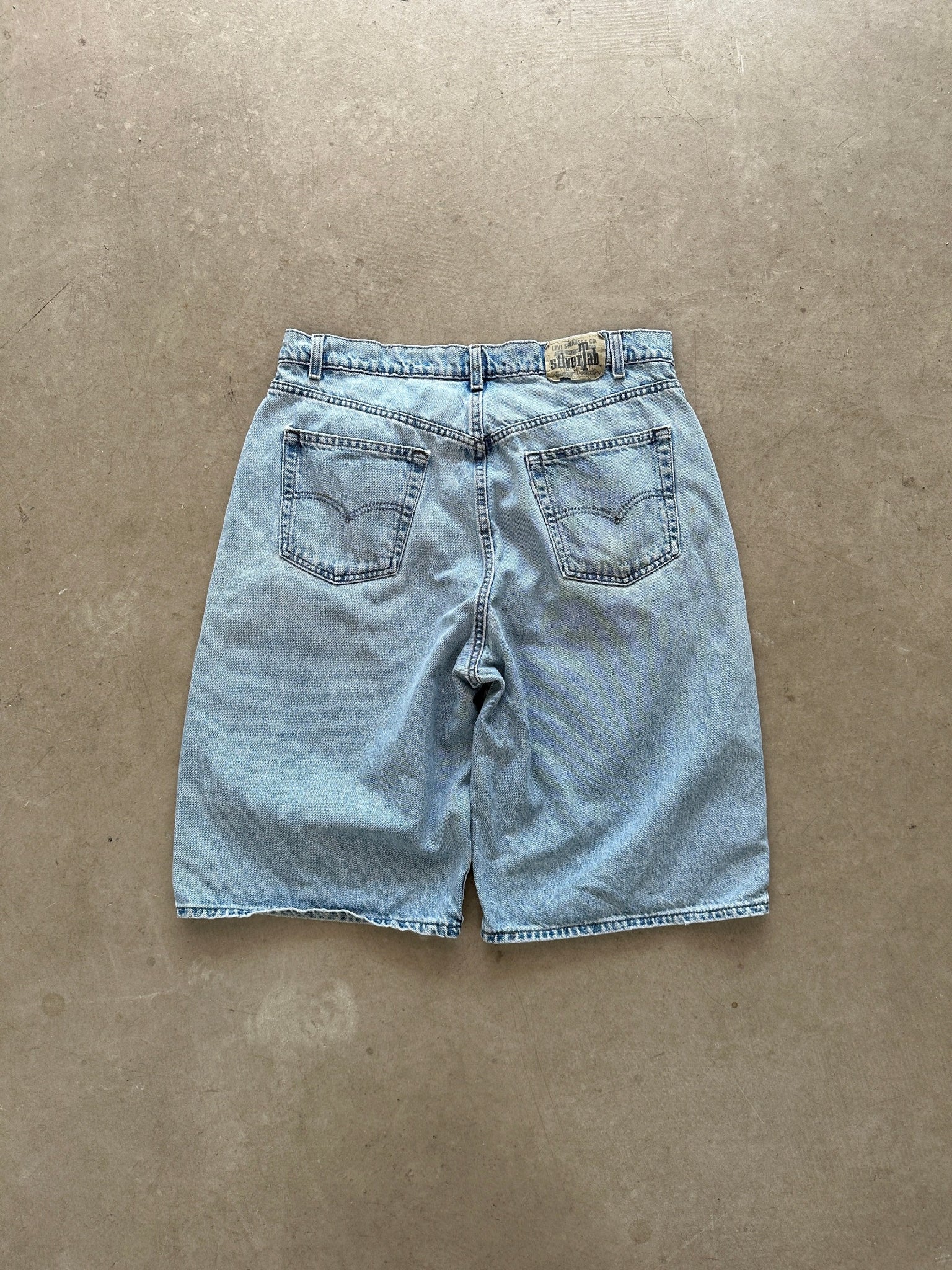 1991 Levi's Silver Tab Baggy Shorts - 38