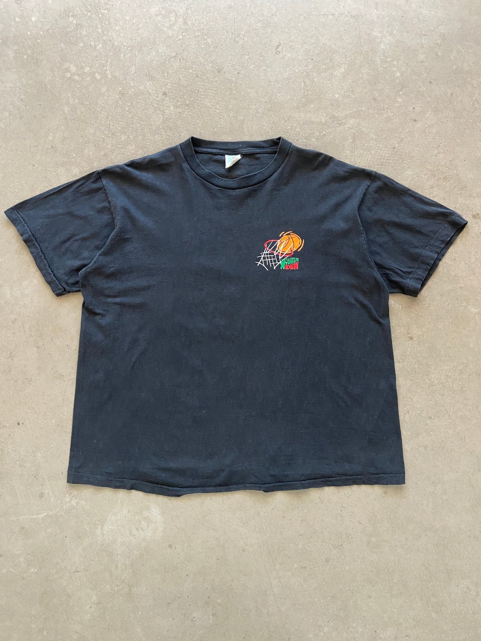 1990's Mountain Dew Basketball T-Shirt - XL