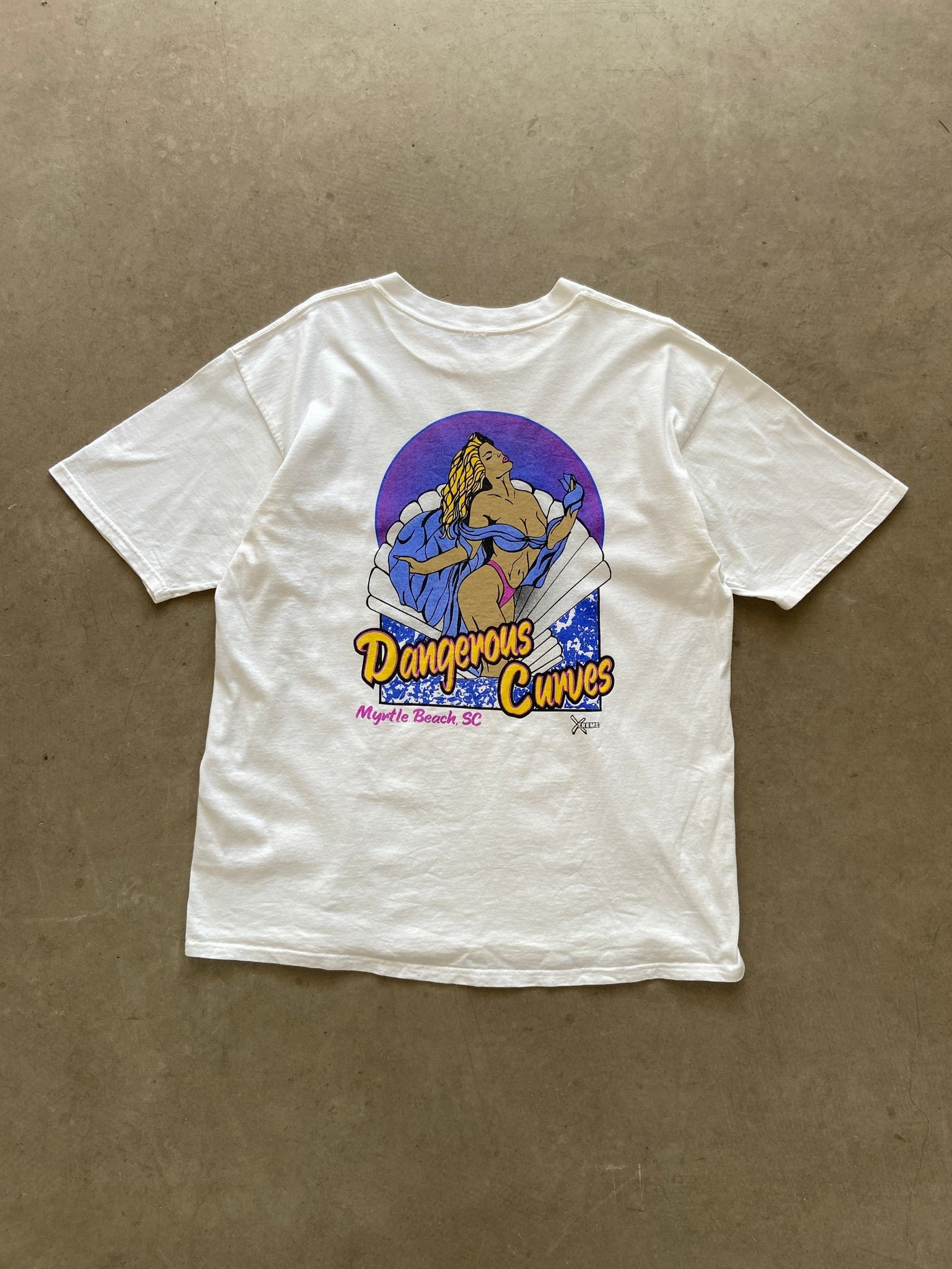 1990's Dangerous Curves Gentleman's Club T-Shirt - XL