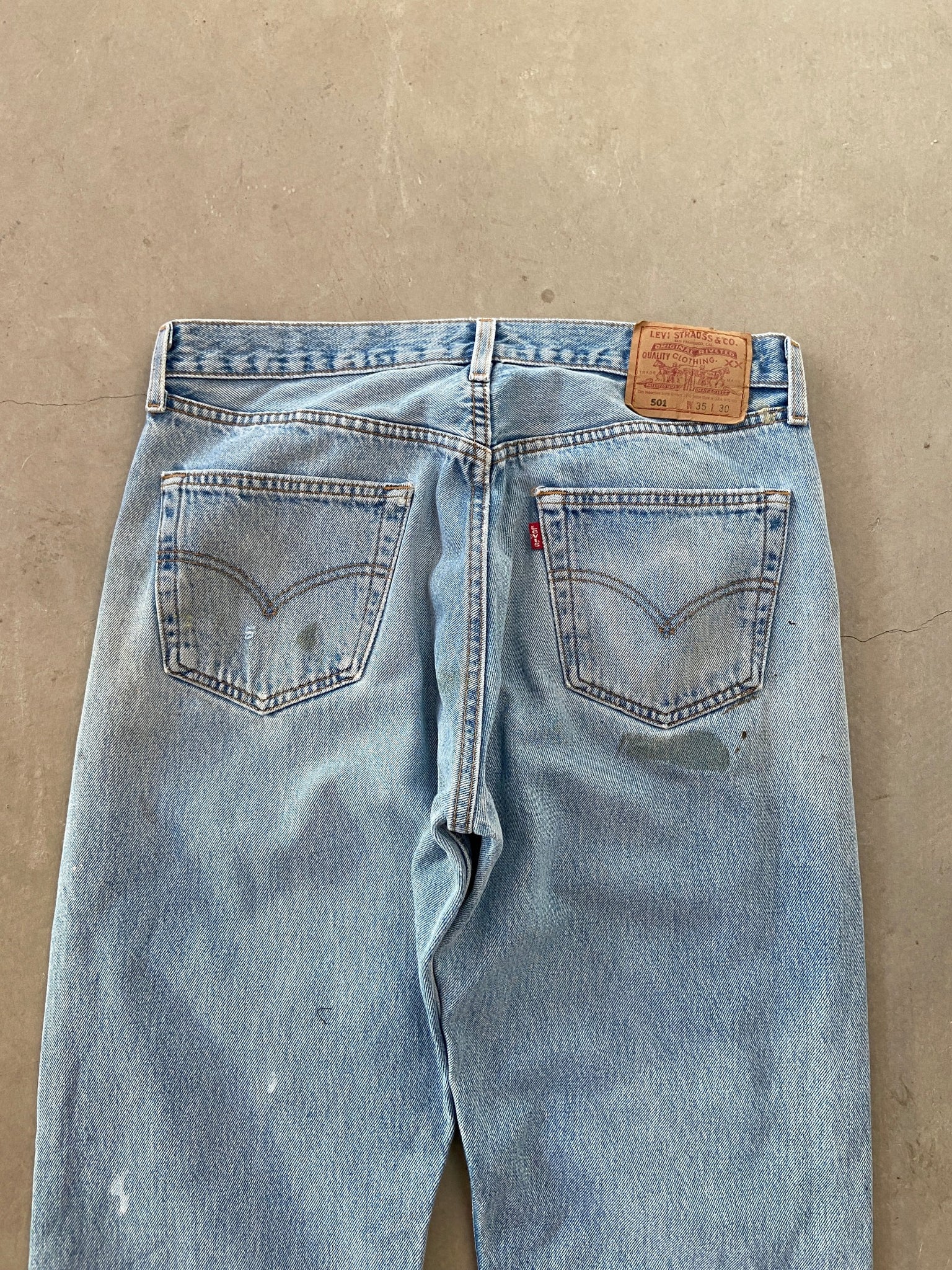 Levis 35 clearance x 30