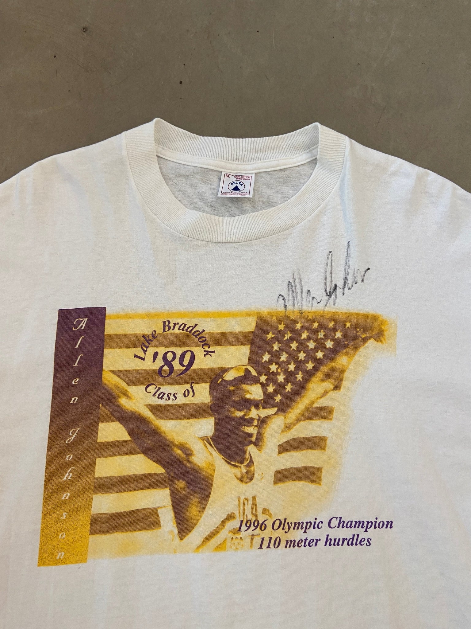 1996 Signed Allen Johnson Hurdles Champion T-shirt - XL