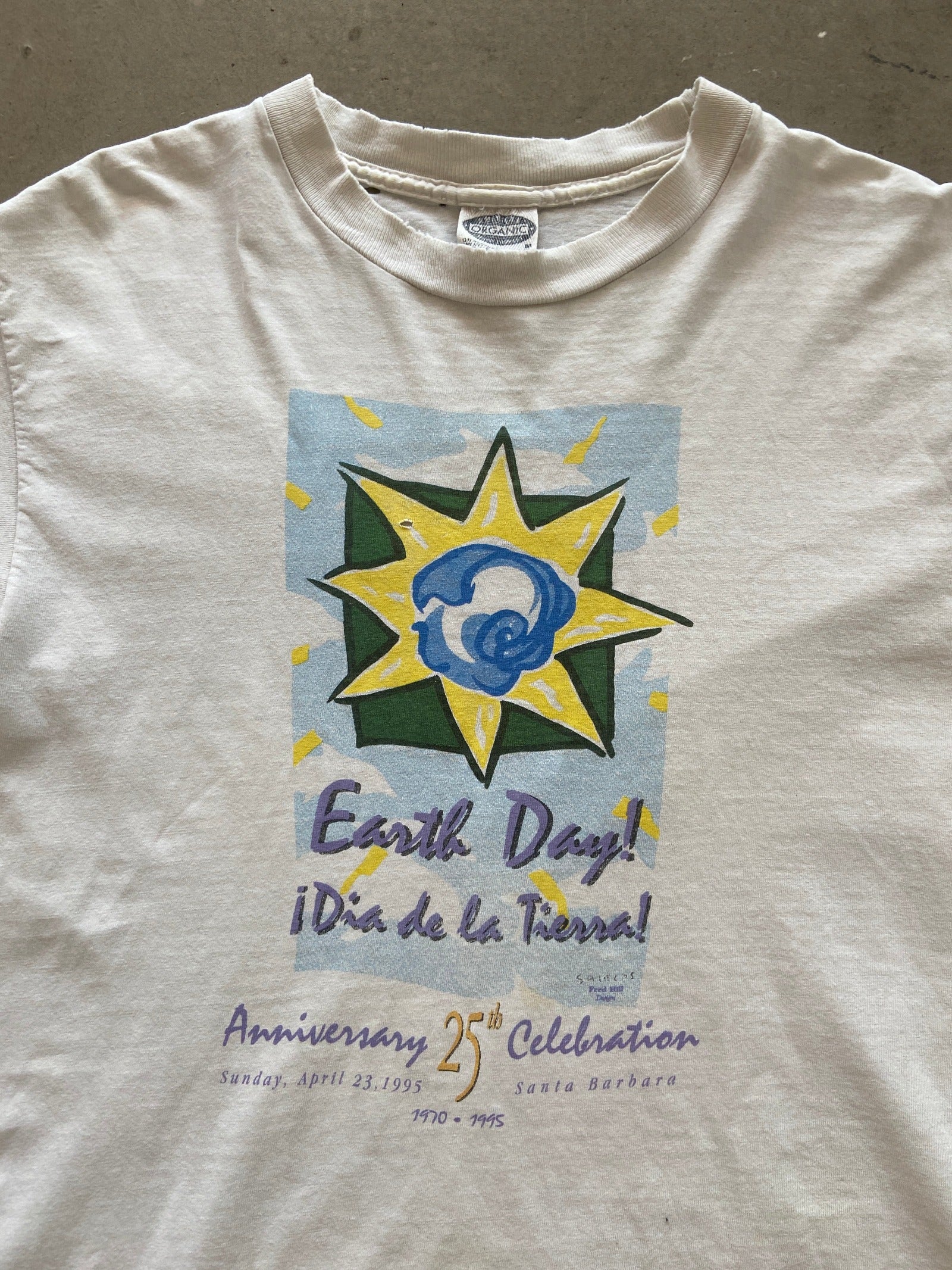 Bonnie Raitt Earth Day Tシャツ 1995 1995 Earth Day 25th Anniversary T-Shirt - M – Permanent Orbit