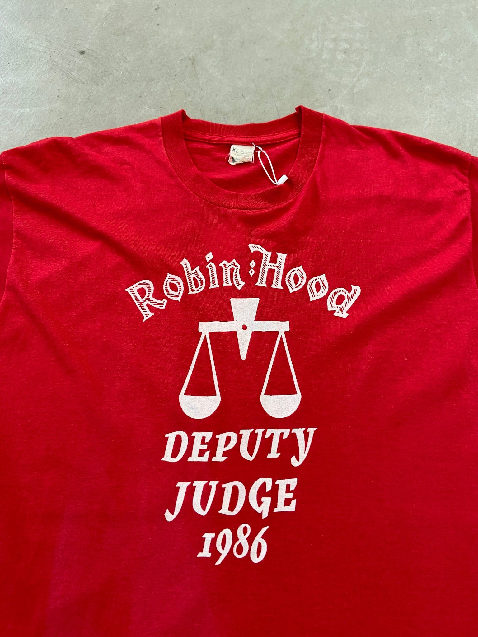 1986 Robin Hood Deputy Judge T-shirt - XL